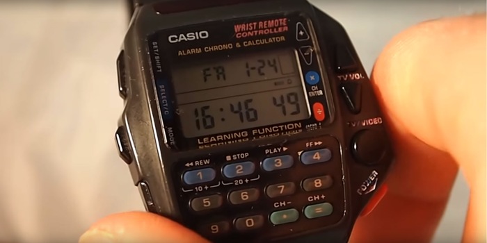 La Casio CMD 40 avec télécommande intégrée.