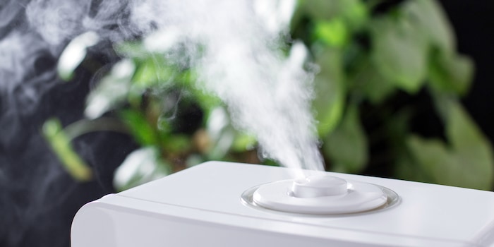 Les humidificateurs d'air: le meilleur moyen de lutter contre l'air sec, la gorge qui gratte et le nez bouché.