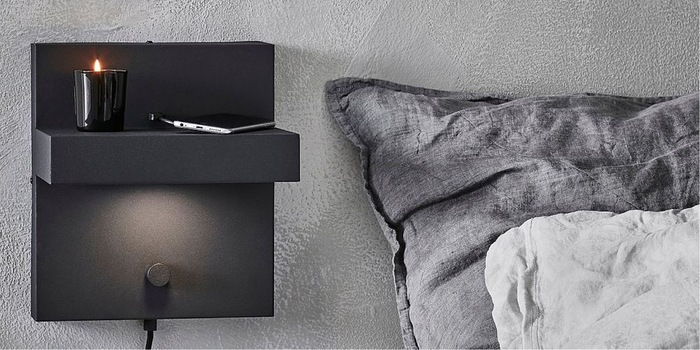 "Kubik" is smart: the space-saving solution is suitable as a nightstand and lamp in the bedroom. Image: Markslöjd