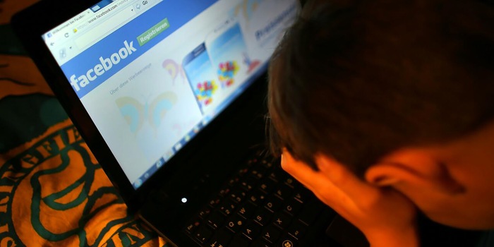 Wer's mit der Social-Media-Nutzung übertreibt, dem soll's an die Gesundheit gehen. Quelle: Tagesspiegel