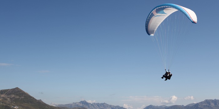Tandem flight over Davos