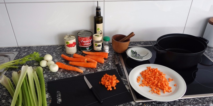 Coupez, coupez, coupez : Belle petite Brunoise.