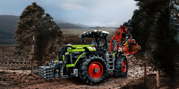 LEGO Technic Claas Xerion 5000 Trac VC