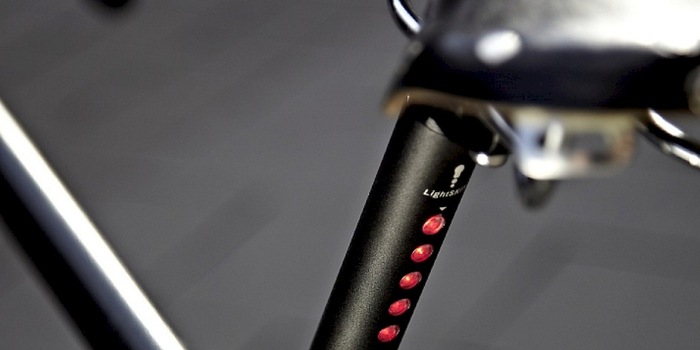The flashing seat post