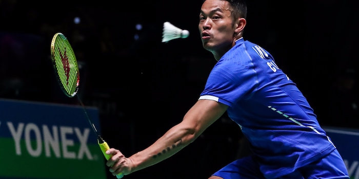 Lin Dans Mutter wollte ihn zum Konzertpianisten machen – stattdessen wurde er der beste Badmintonspieler aller Zeiten. Lin Dans Mutter wollte ihn zum Konzertpianisten machen – stattdessen wurde er der beste Badmintonspieler aller Zeiten.