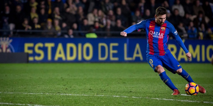 Schon seit 2000 steht Lionel Messi im Trikot des FC Barcelona auf dem Platz.