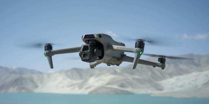 DJI
