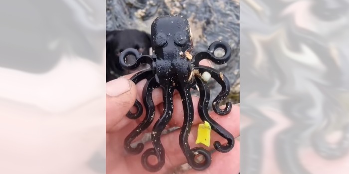 Instagram/Lego Lost At Sea