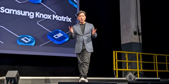 Charlie Chulho Bae during the "World of Samsung" presentation / Photo: Luca Fontana