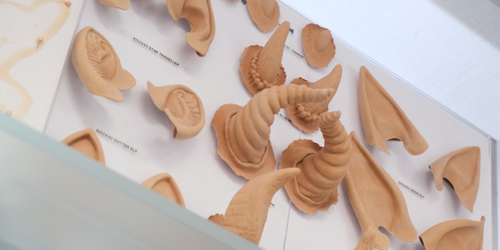 Handgefertigte Ohren und Hörner aus Latex für Spezial-Effekte. Foto: Natalie Hemengül