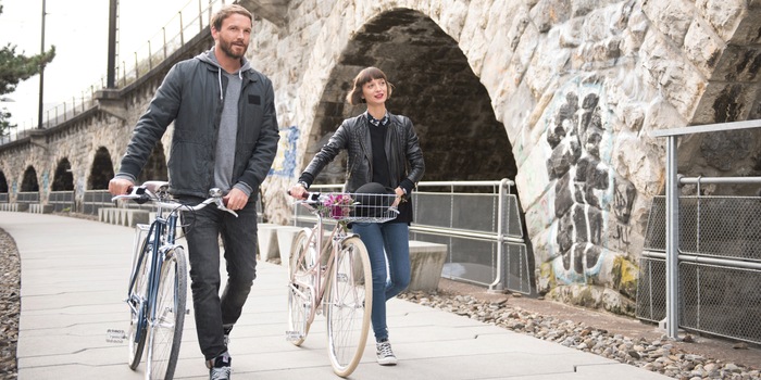 Babette und Alessandro sind zwei Mitglieder der Fam. Huber: Retro-Fans werden sie lieben.