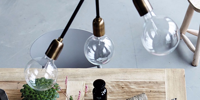 Industrial chic: al design scandinavo piace aggiungere accenti metallici qua e là. Industrial chic: al design scandinavo piace aggiungere accenti metallici qua e là.