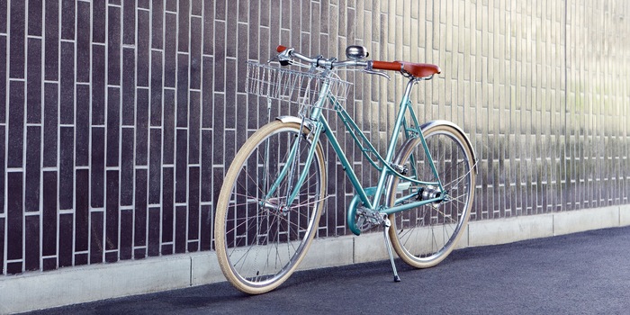 Das neuste Mitglied der Velo-Familie Huber: Josephine. Foto von: walker & hartmann photography